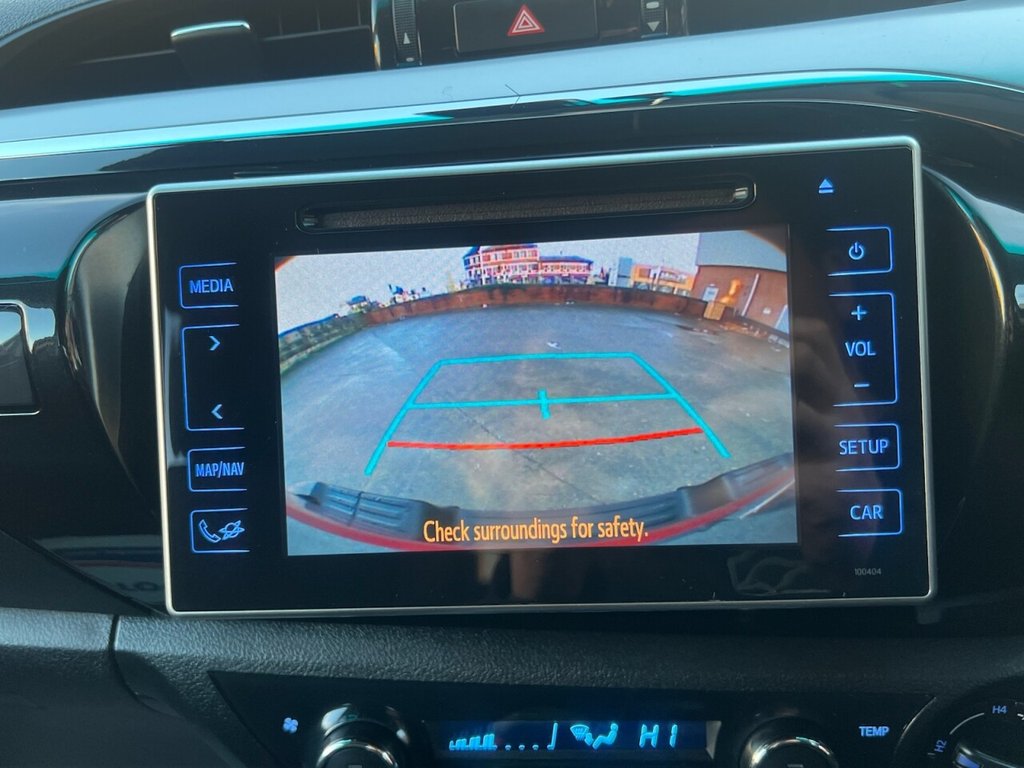 Used Toyota Hilux 2016 for sale - 76950726: Photo 18