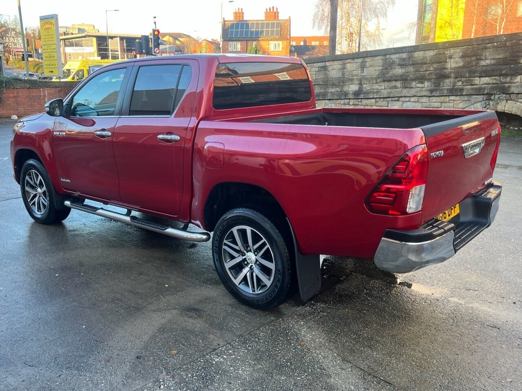 Used Toyota Hilux 2016 for sale - 76950726: Photo 4