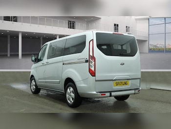 Used Ford Tourneo Custom 2017 for sale - 75986485: Photo
