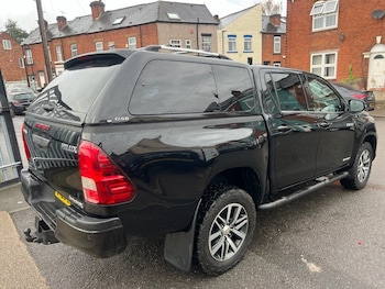 Used Toyota Hilux 2020 for sale - 76470432: Photo