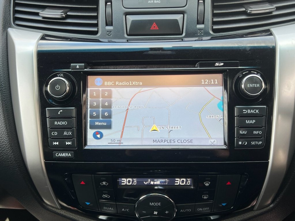 Used Nissan Navara 2016 for sale - 76617560: Photo 17