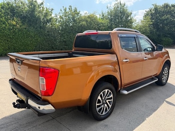 Used Nissan Navara 2018 for sale - 79328020: Photo