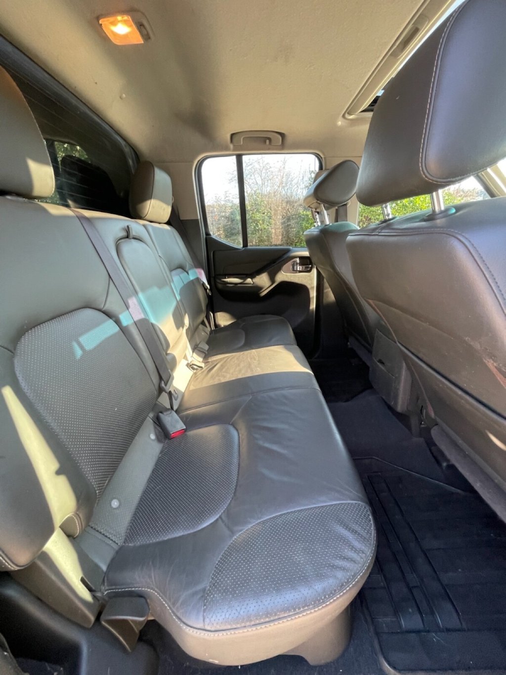 Used Nissan Navara 2011 for sale - 77748019: Photo 16