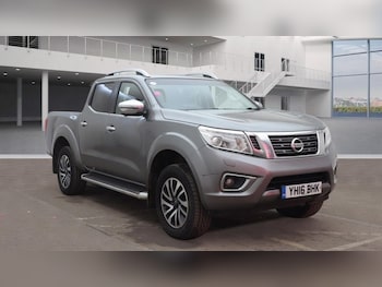 Used Nissan Navara 2016 for sale - 77685271: Photo
