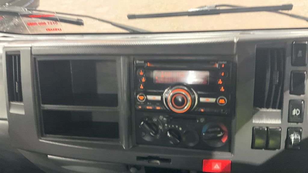 Used Isuzu Other 2015 for sale - 77356268: Photo 11