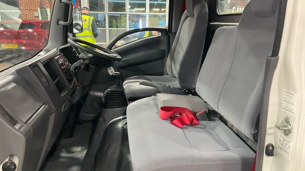 Used Isuzu Other 2015 for sale - 77356268: Photo 8