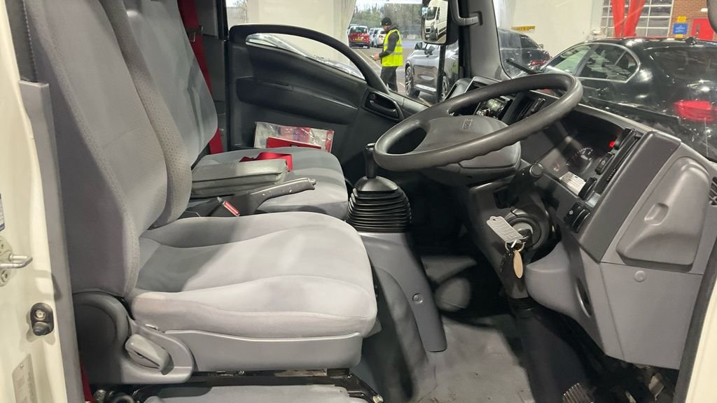 Used Isuzu Other 2015 for sale - 77356268: Photo 9