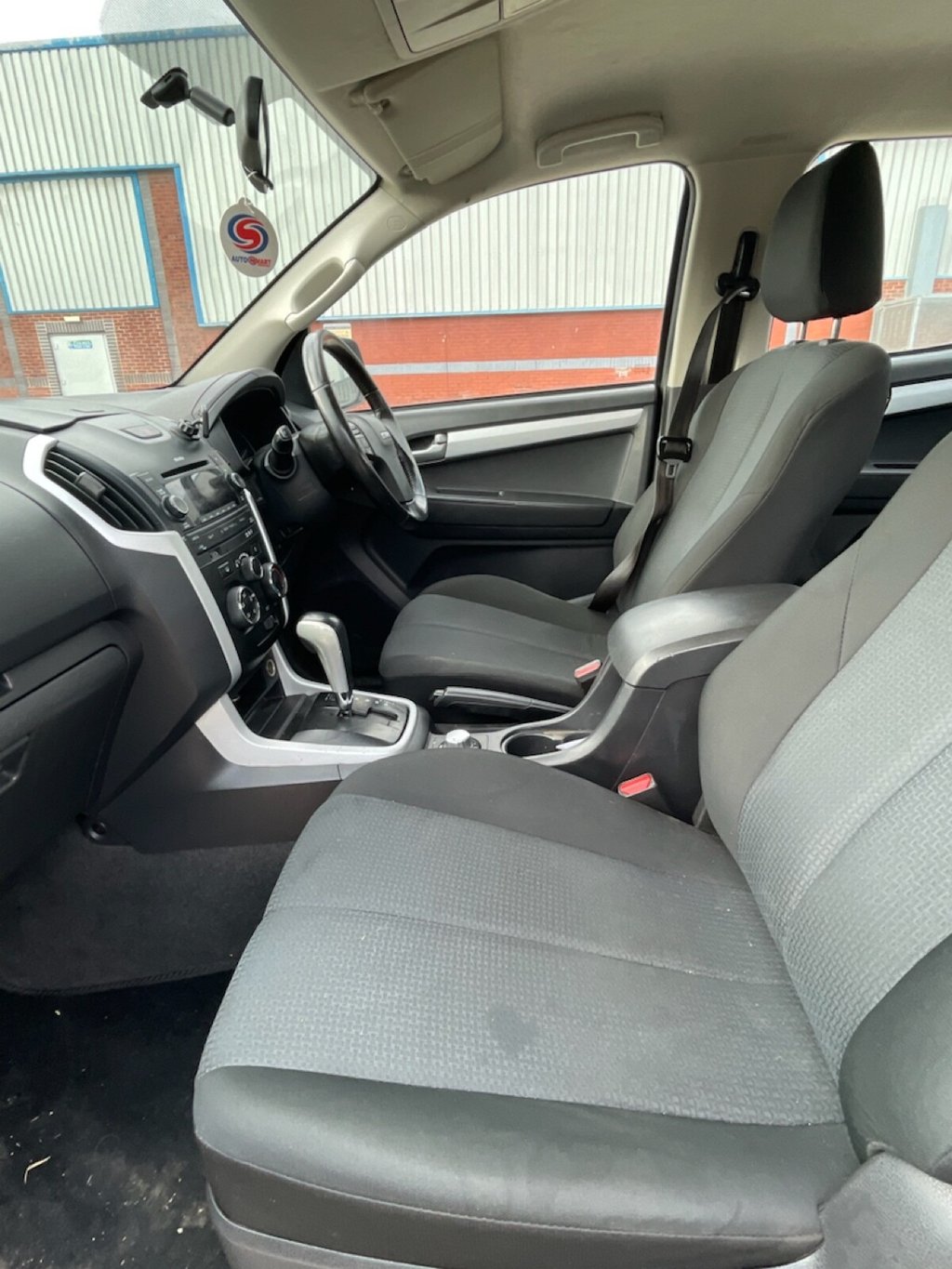 Used Isuzu D-Max 2017 for sale - 77734007: Photo 9