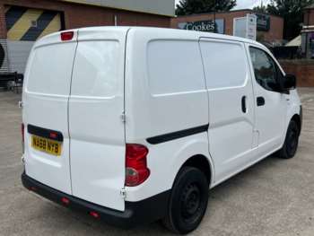 Used Nissan NV200 2018 for sale - 75062154: Photo