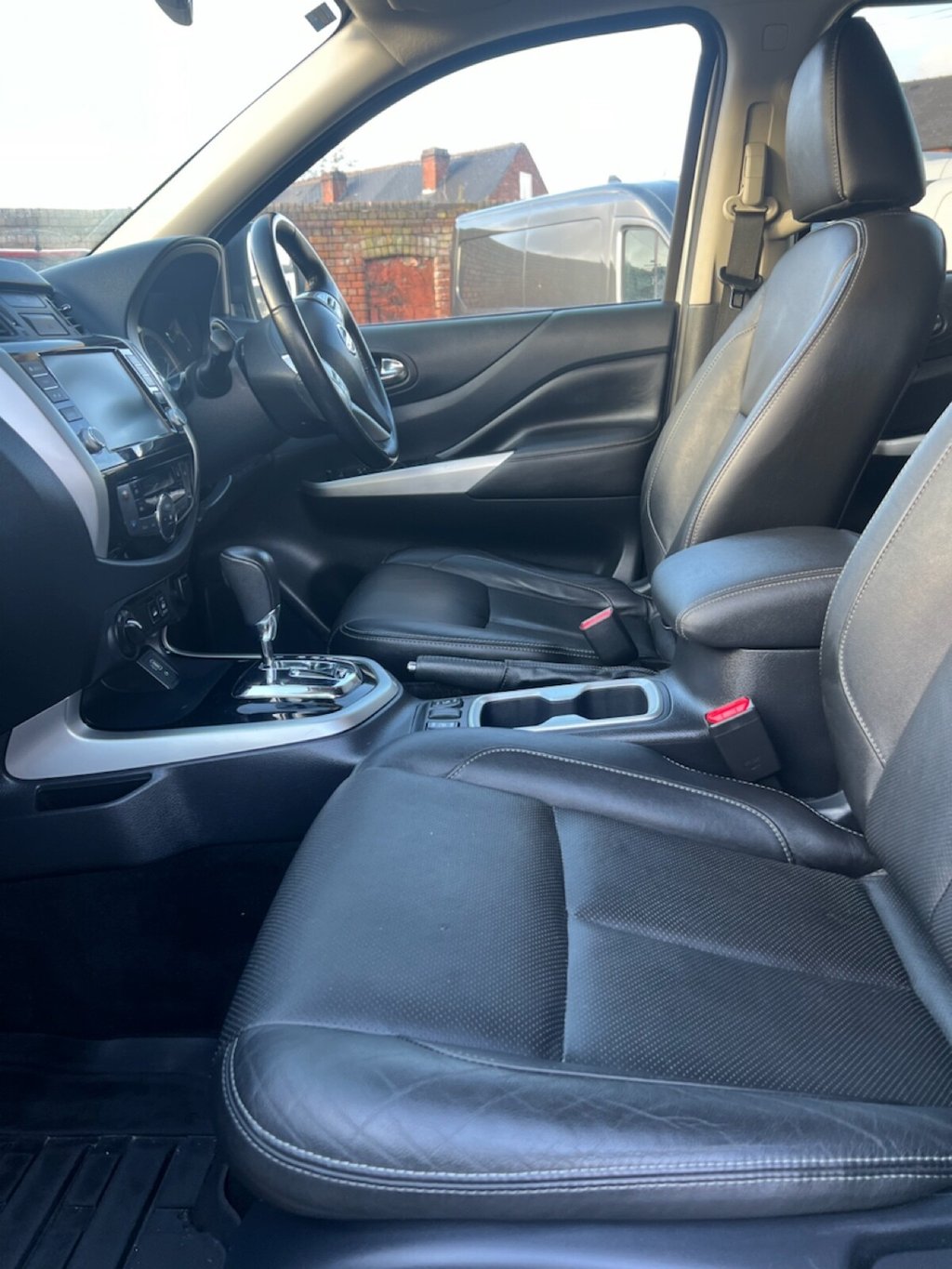 Used Nissan Navara 2021 for sale - 76910520: Photo 9