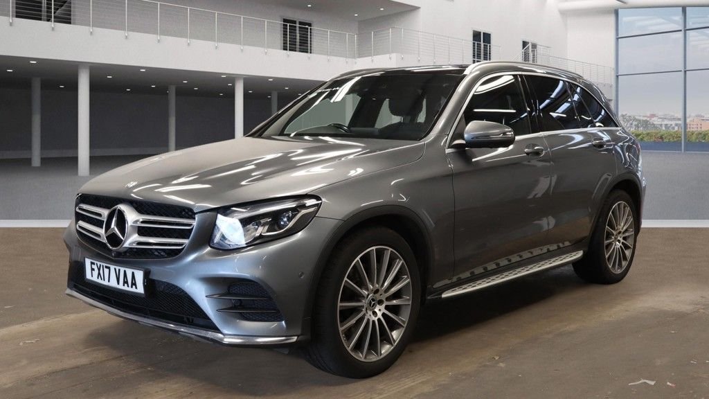 Used Mercedes-Benz GLC 2017 for sale - 76297075: Photo 2