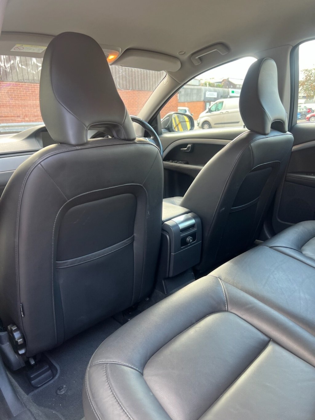 Used Volvo V70 2015 for sale - 76223070: Photo 13