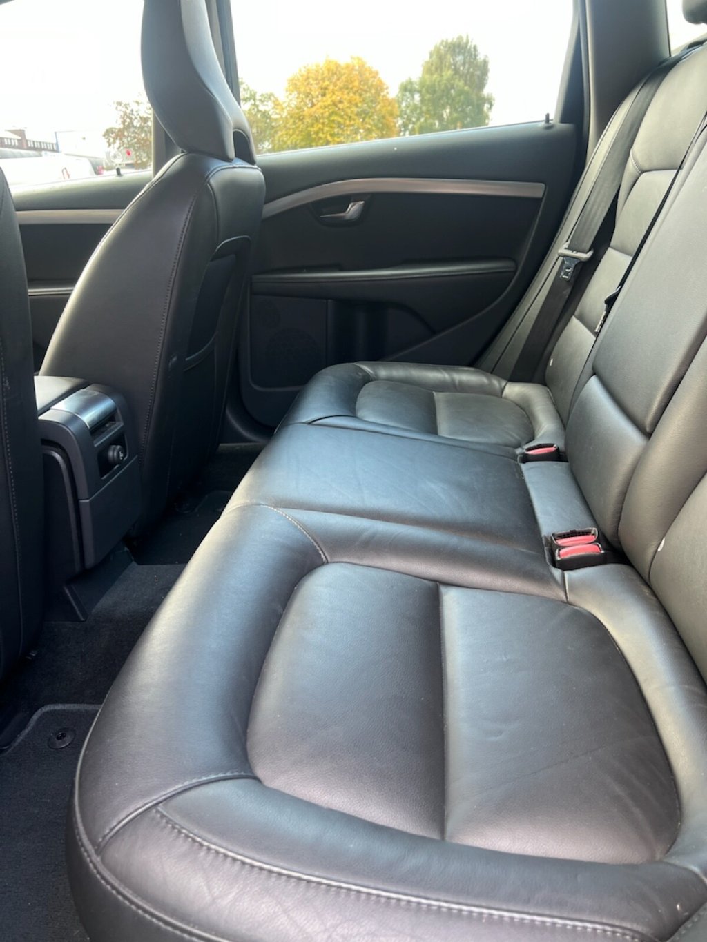 Used Volvo V70 2015 for sale - 76223070: Photo 15