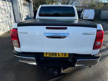 Used Toyota Hilux 2016 for sale - 74467722: Photo