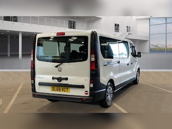 Used Vauxhall Vivaro 2018 for sale - 75877384: Photo