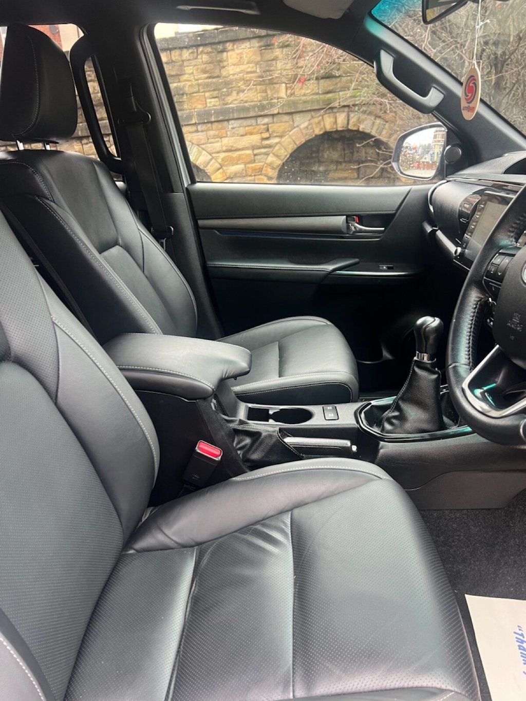 Used Toyota Hilux 2021 for sale - 77048761: Photo 12