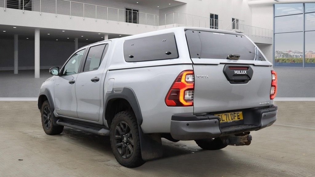 Used Toyota Hilux 2021 for sale - 77048761: Photo 3