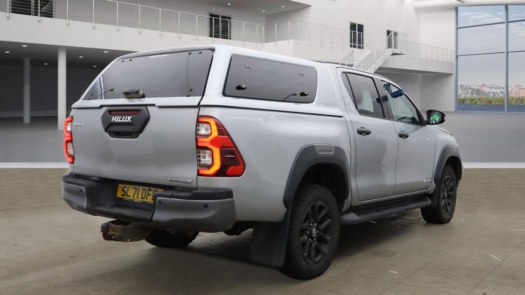 Used Toyota Hilux 2021 for sale - 77048761: Photo 4