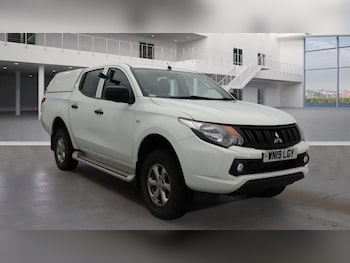 Mitsubishi - L200