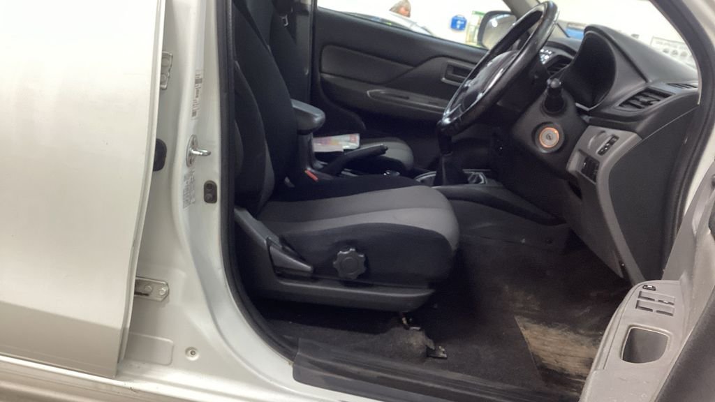Used Mitsubishi L200 2019 for sale - 76841154: Photo 7