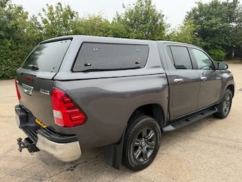 Used Toyota Hilux 2021 for sale - 79805317: Photo