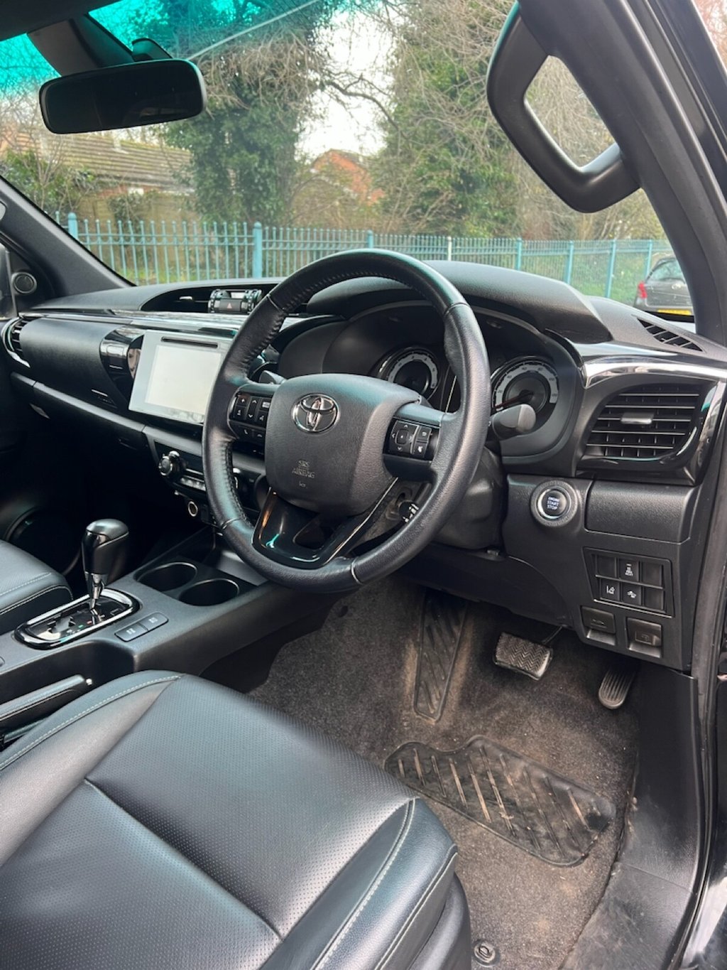 Used Toyota Hilux 2018 for sale - 77027407: Photo 10