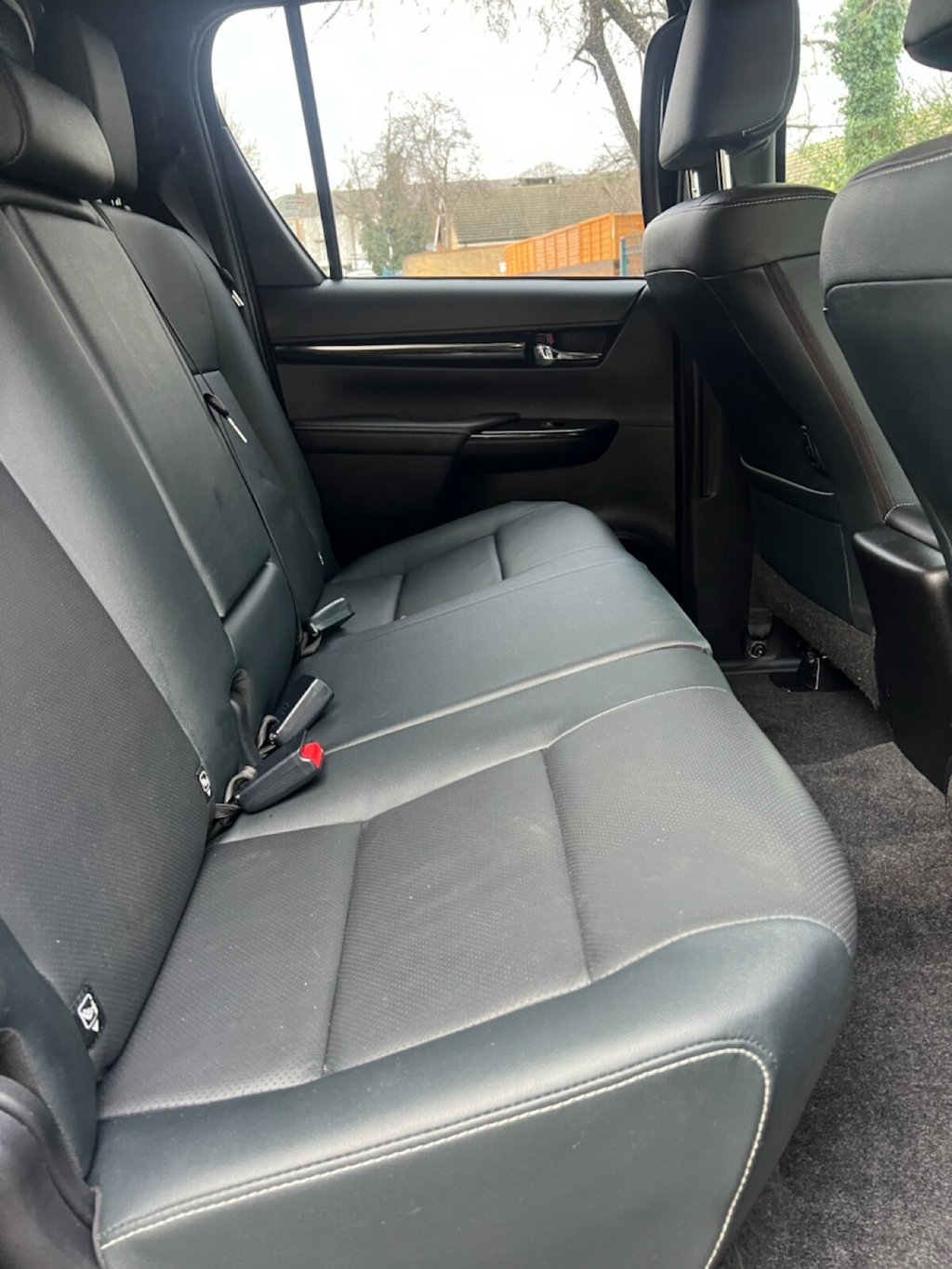 Used Toyota Hilux 2018 for sale - 77027407: Photo 16