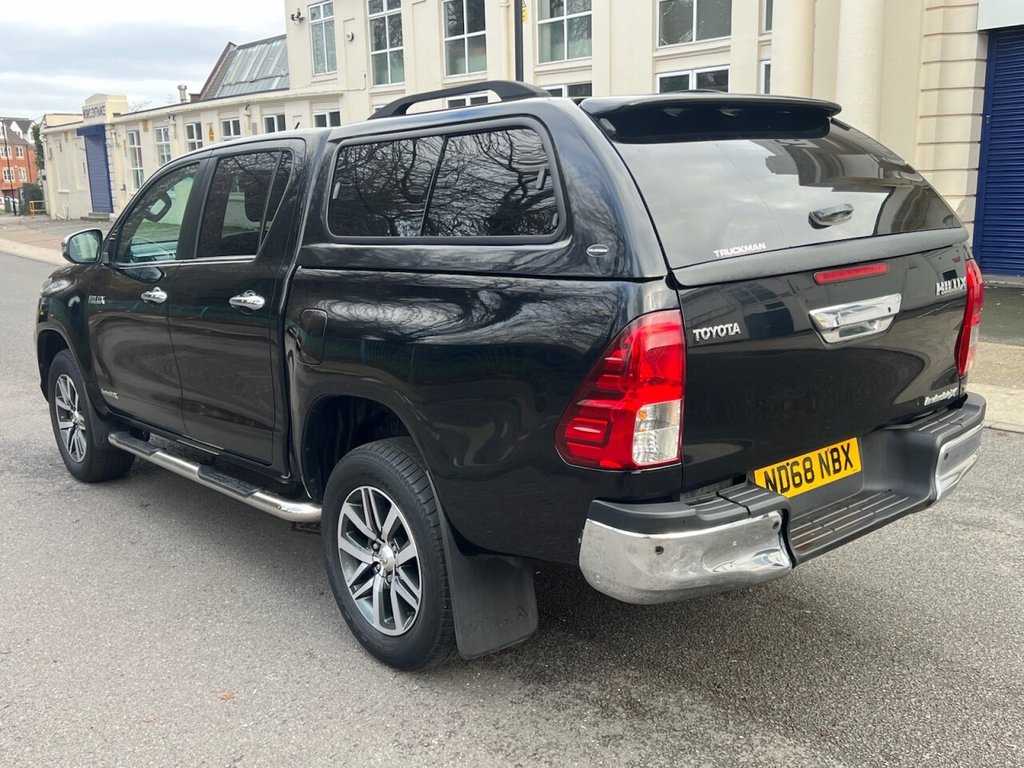 Used Toyota Hilux 2018 for sale - 77027407: Photo 4