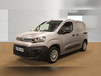 Used Citroen Berlingo 2020 for sale - 79260100: Photo