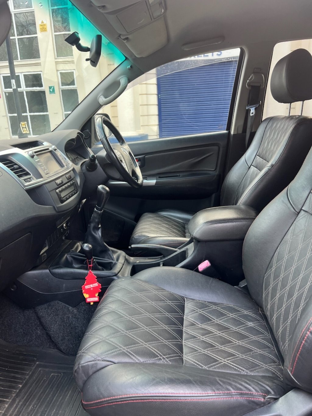 Used Toyota Hilux 2014 for sale - 77048926: Photo 9