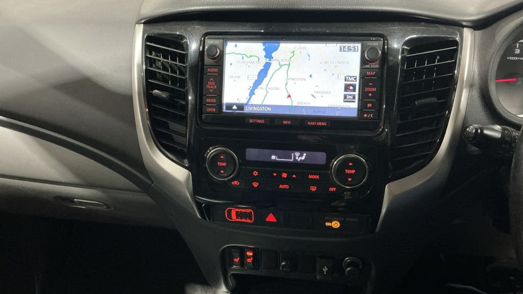 Used Mitsubishi L200 2016 for sale - 76841145: Photo 11