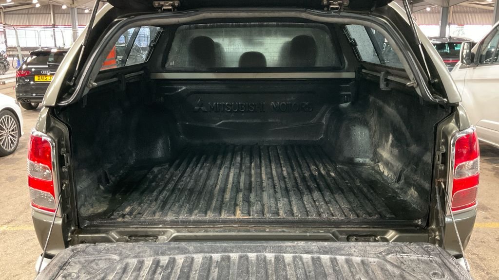 Used Mitsubishi L200 2015 for sale - 77048764: Photo 7