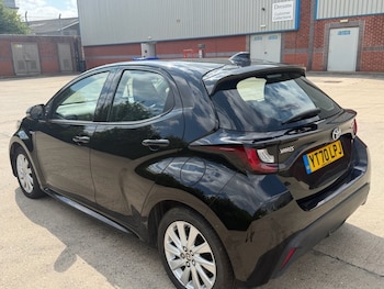 Used Toyota Yaris 2020 for sale - 79254228: Photo