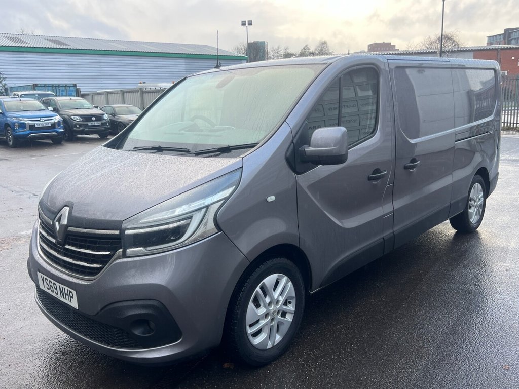 Used Renault Trafic 2019 for sale - 76883124: Photo 2