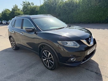 Used Nissan X-Trail 2016 for sale - 79142047: Photo