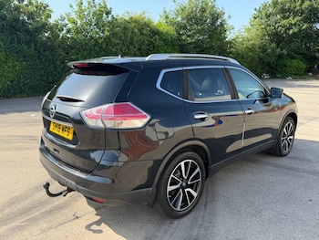 Used Nissan X-Trail 2016 for sale - 79142047: Photo