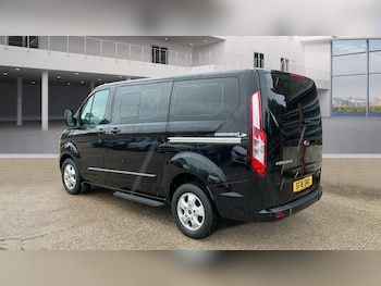 Used Ford Tourneo Custom 2018 for sale - 75986811: Photo