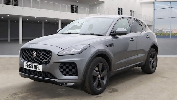 Used Jaguar E-Pace 2019 for sale - 75666532: Photo 2