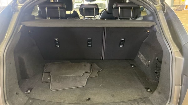 Used Jaguar E-Pace 2019 for sale - 75666532: Photo 7
