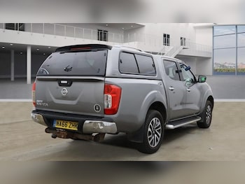 Used Nissan Navara 2016 for sale - 75986088: Photo