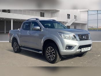 Nissan - Navara