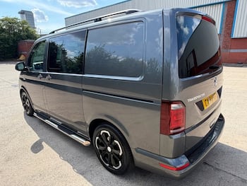 Used Volkswagen Transporter 2018 for sale - 79777680: Photo