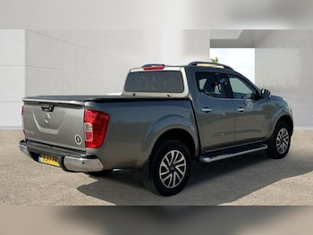 Used Nissan Navara 2017 for sale - 78743000: Photo