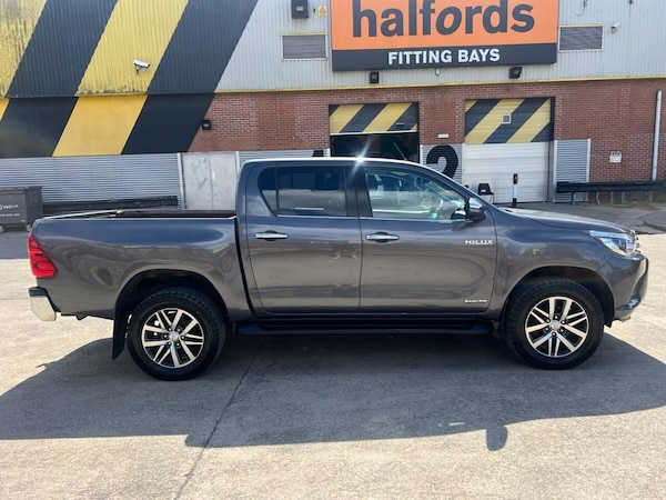 Used Toyota Hilux 2019 for sale - 75087017: Photo 5