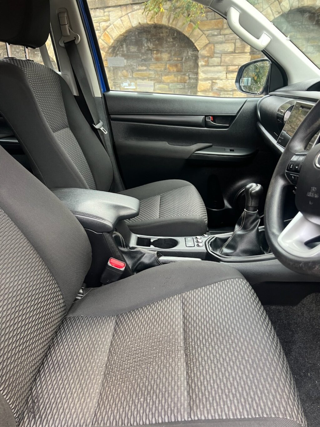 Used Toyota Hilux 2018 for sale - 76236146: Photo 12