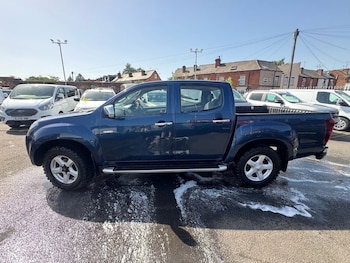 Used Isuzu D-Max 2016 for sale - 78693979: Photo