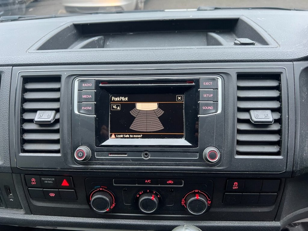 Used Volkswagen Transporter 2019 for sale - 77010147: Photo 11