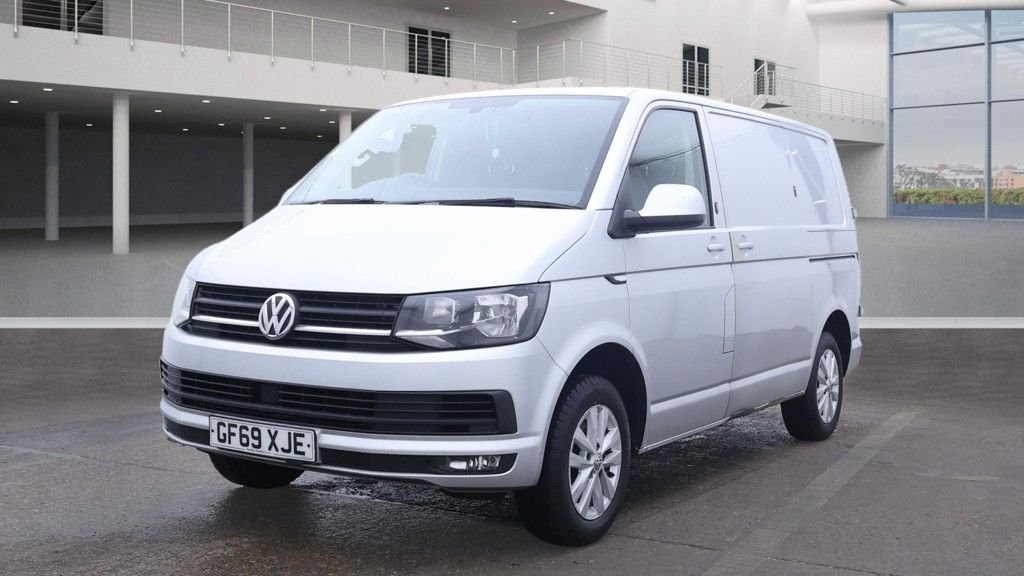 Used Volkswagen Transporter 2019 for sale - 77010147: Photo 2