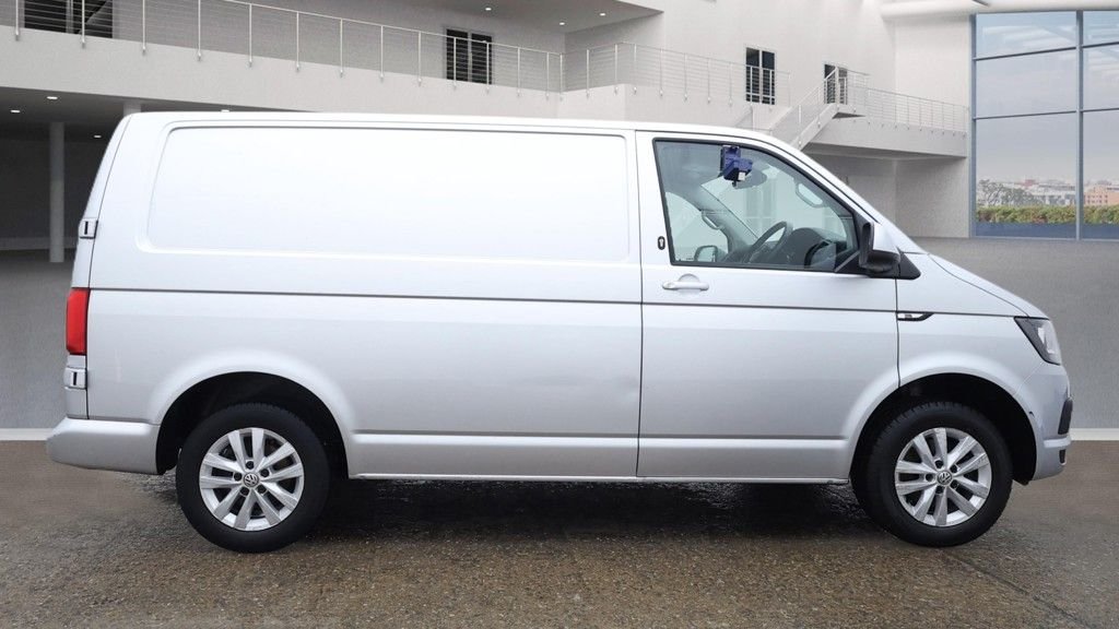 Used Volkswagen Transporter 2019 for sale - 77010147: Photo 3