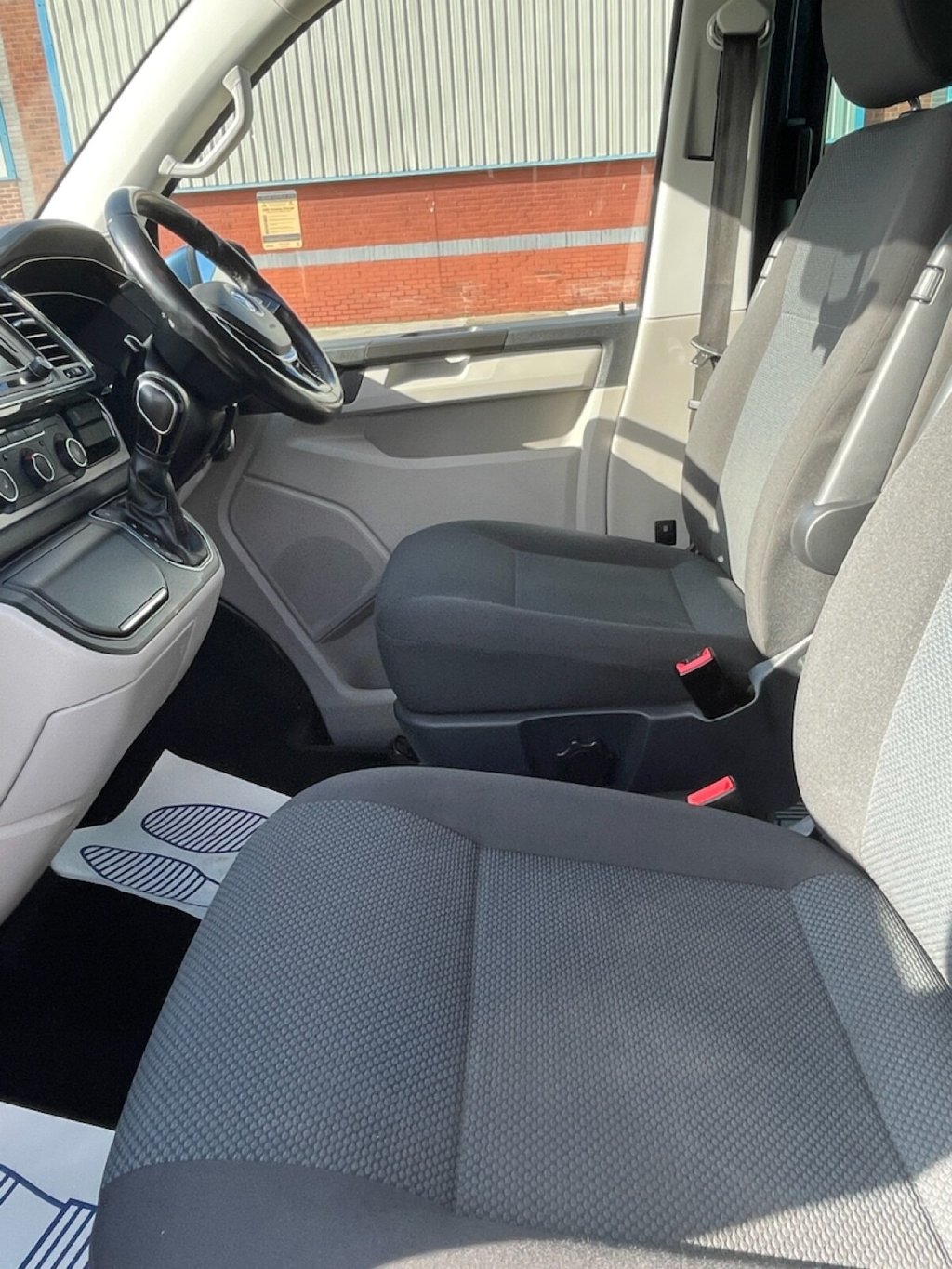 Used Volkswagen Transporter 2019 for sale - 77739539: Photo 11